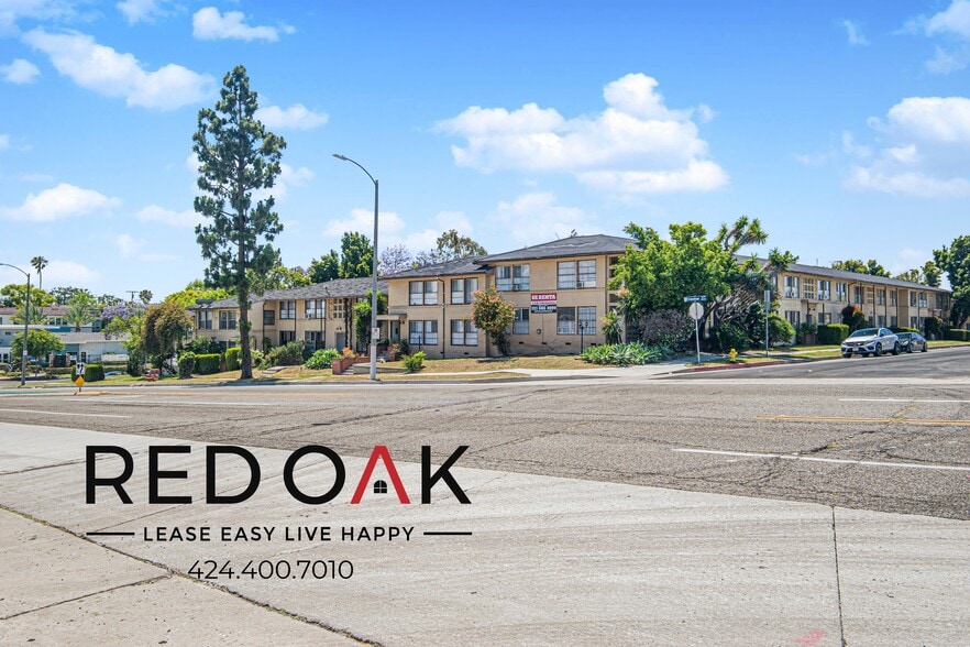 Building Photo - 8303 S Crenshaw Blvd