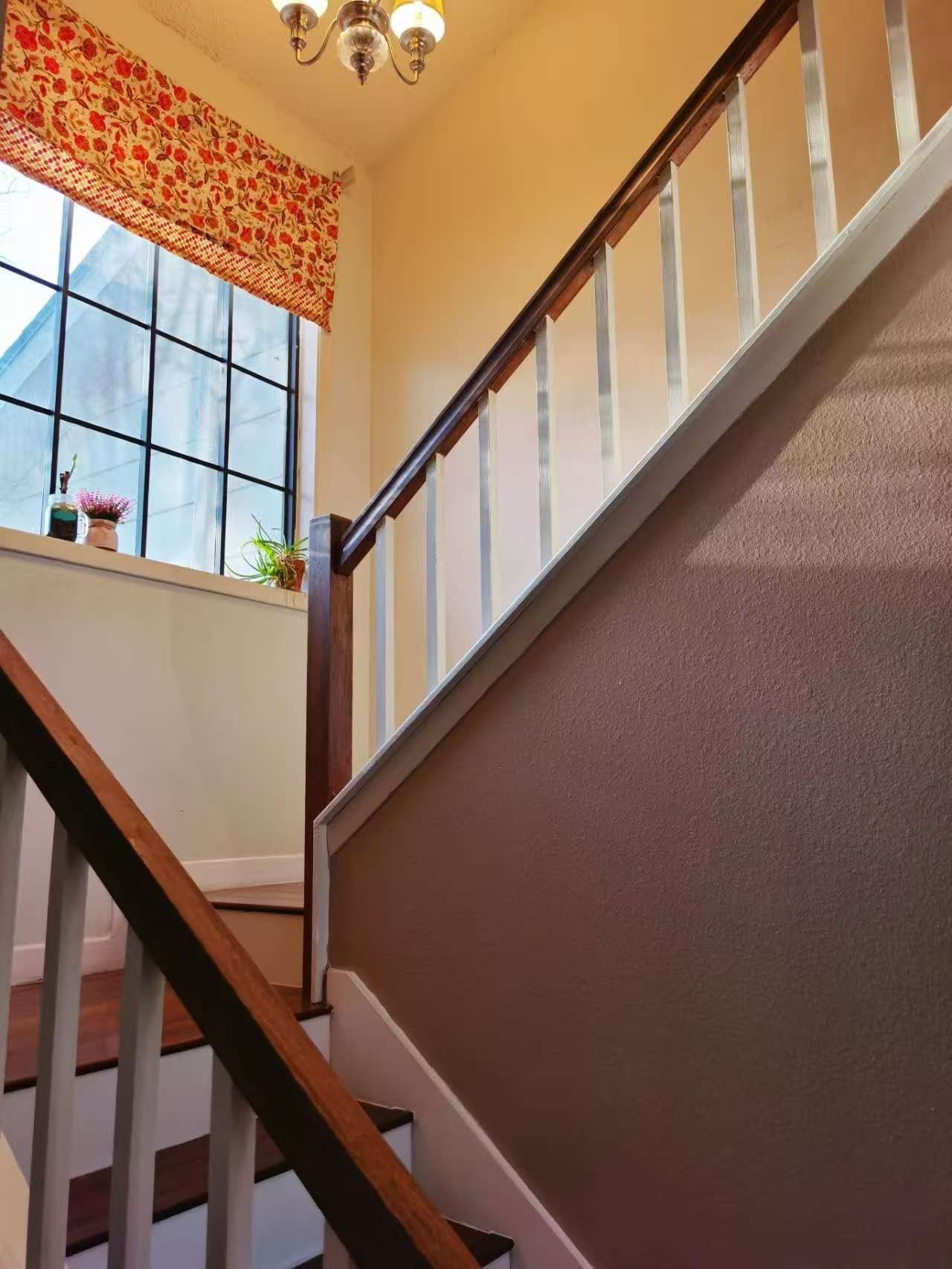 stairs - 3206 Sturbridge Ln