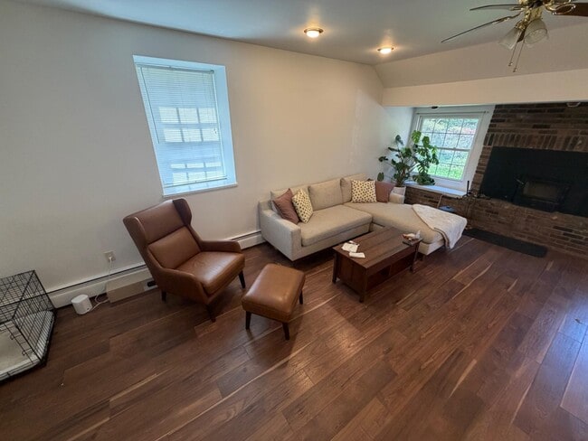 Building Photo - 74 Black Rock Rd