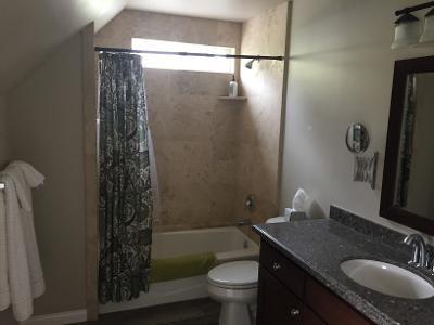 large bathroom - 32081 Anna Marie Ln
