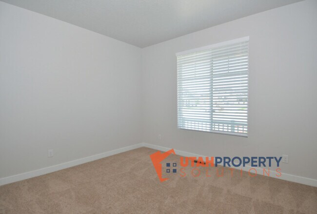 Building Photo - 11533 S Rk Cv