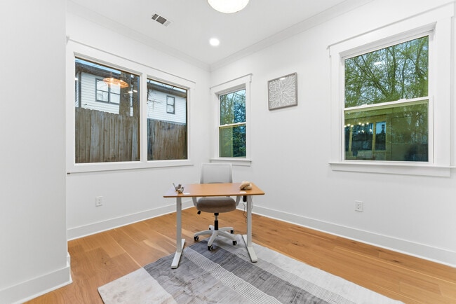 Building Photo - 205 Whitefoord Ave NE