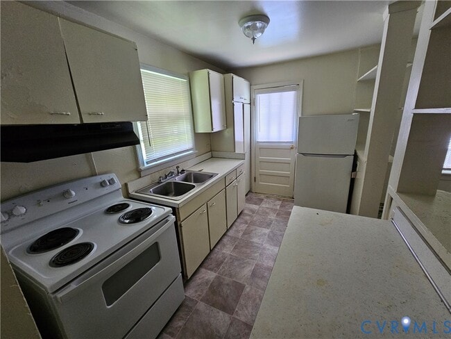 Building Photo - 1408 N 29th St