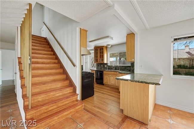 Building Photo - 4351 Satinwood Dr