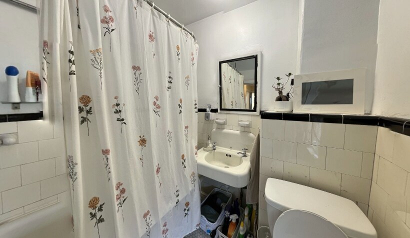 Building Photo - 7 Craigie Ter