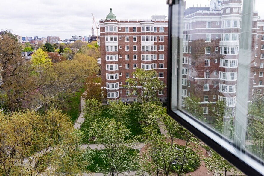 Building Photo - 20 Chapel St