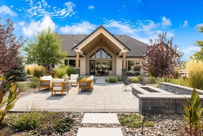 Building Photo - 7940 W Mirror Pond Dr