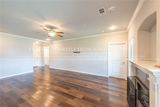 Building Photo - 1111 Tulip St