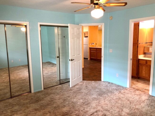 Building Photo - Great 3 Bedroom, 2 Bathroom Home in Quiet Neighborhood!
