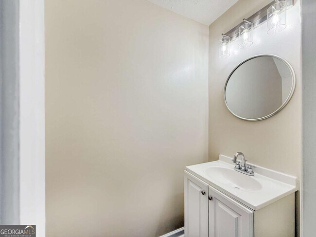 Building Photo - 1884 Shenandoah Valley Ln