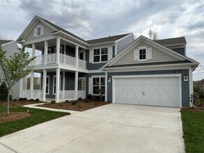 Building Photo - Large, Newer 4 Bedroom + Office and Loft i...