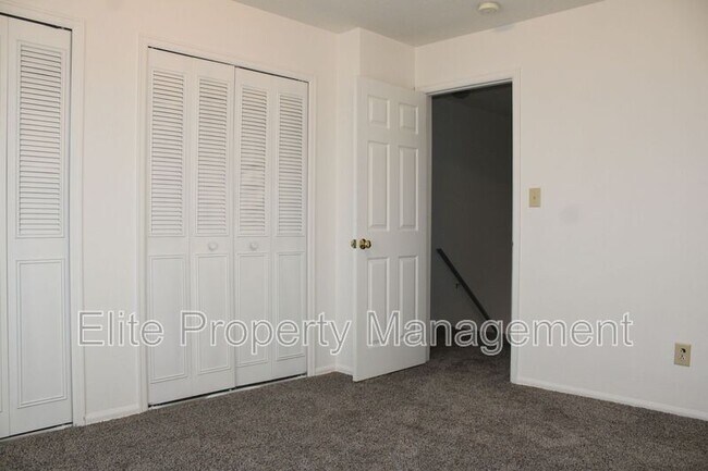 Building Photo - 1984 N Salem Ave