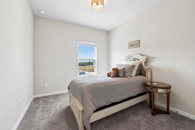 Building Photo - 614 Seabreeze Dr