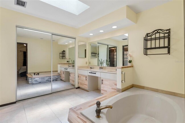 Building Photo - 6358 Parson Brown Dr
