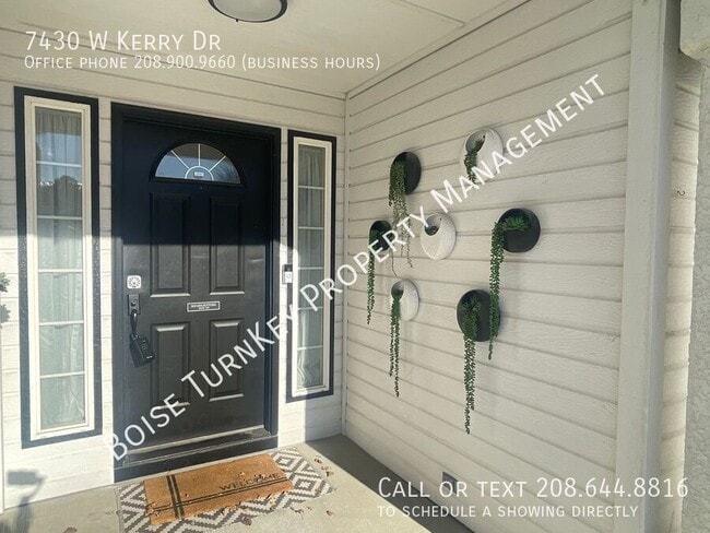 Building Photo - 7430 W Kerry Dr