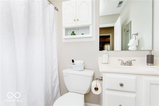 Building Photo - 14947 Mia Dr