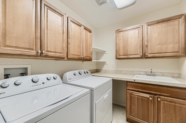 Building Photo - 16733 E Auburn Hills Dr