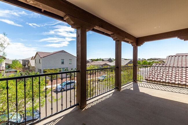 Building Photo - 15142 W Sherman St