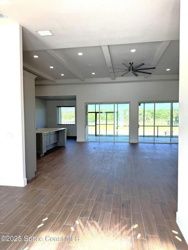 Building Photo - 7258 Preserve Pointe Dr