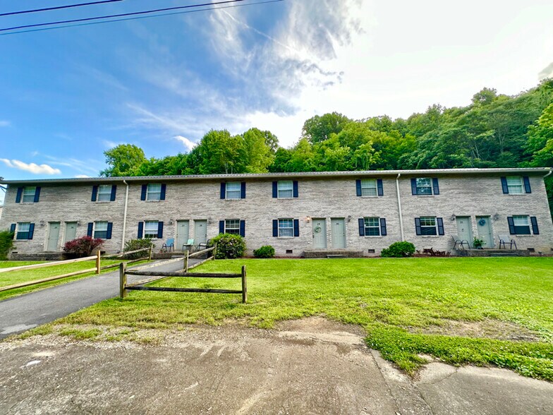 Building Photo - 102 Carter Sells Rd