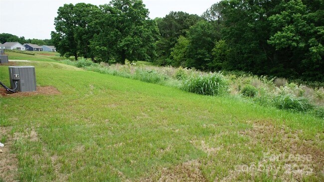 Building Photo - 137 Pampas Pl
