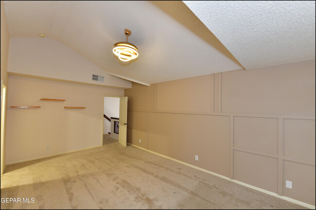 Building Photo - 7301 Corona Del Sol Dr