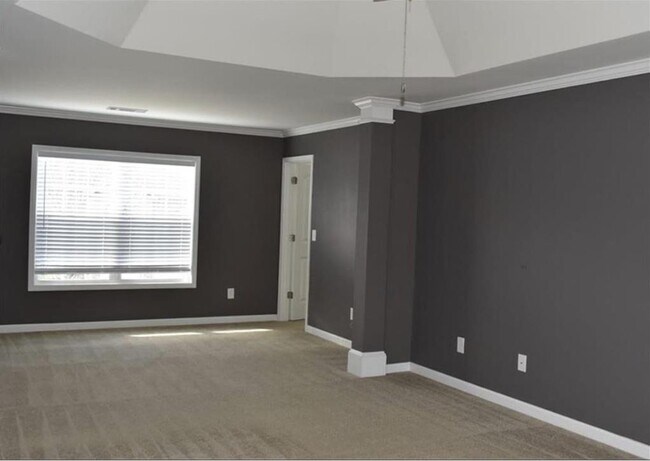 Building Photo - 3327 Edenridge Ct