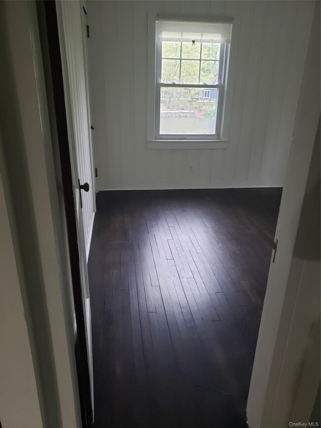 Building Photo - 1 Millpond Ln