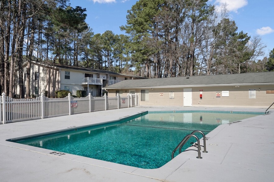 Building Photo - Westchester