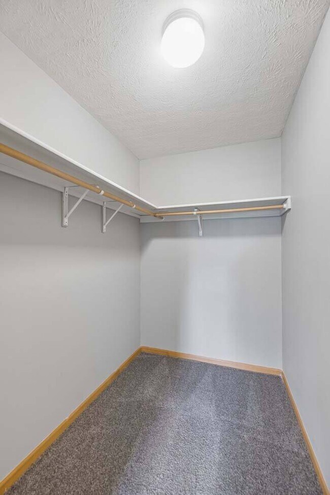 Floorplan - Williamsburg Park Apartments