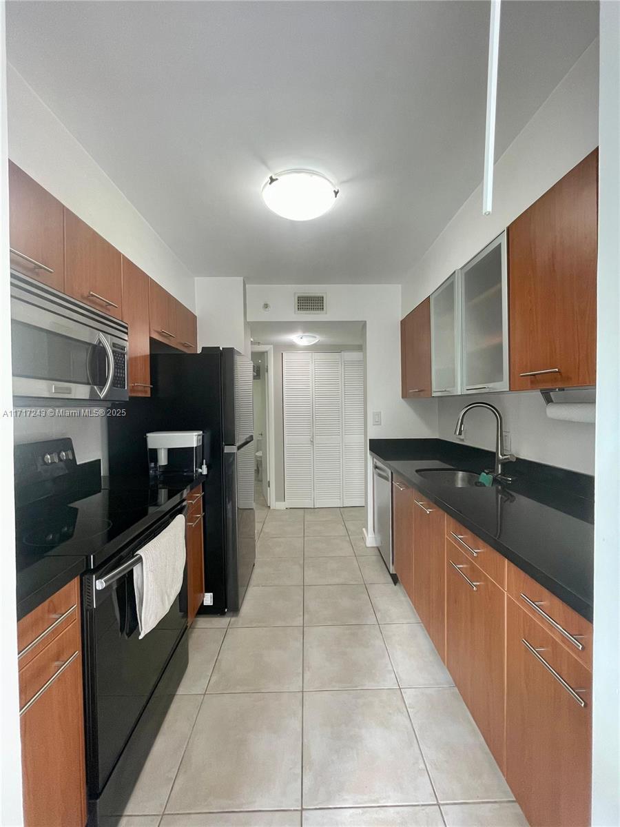 Building Photo - 700 NE 63rd St