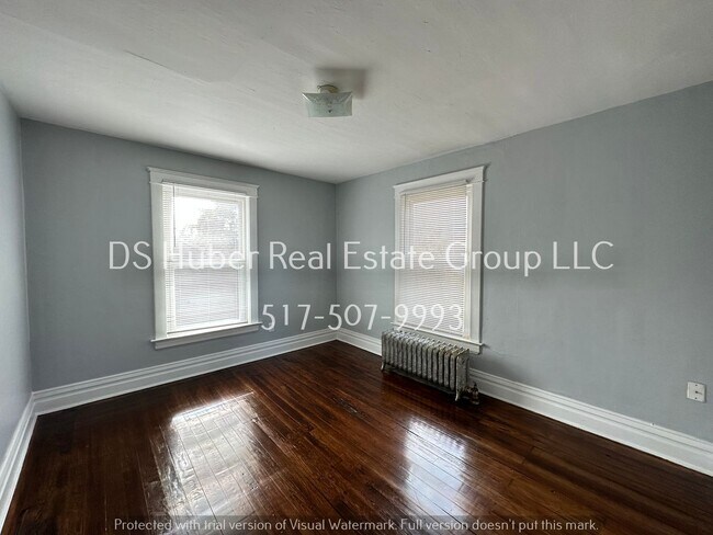 Building Photo - 507 S Hosmer St