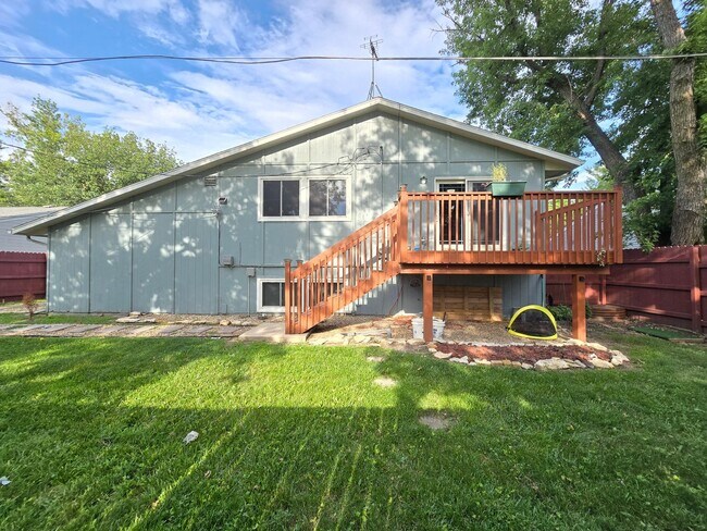Building Photo - Quality Home Management