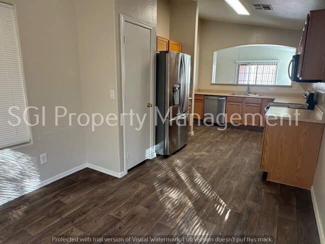 Building Photo - 25860 W Dunlap Rd