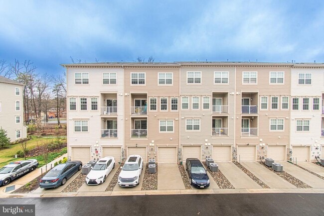 Building Photo - 9637 Block St