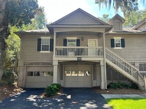 Building Photo - Lovely Condo in Shipyard with a Garage