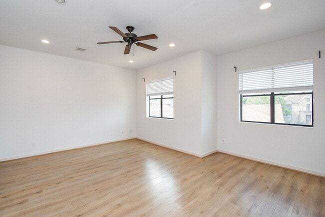 Building Photo - 4106 McKinney St