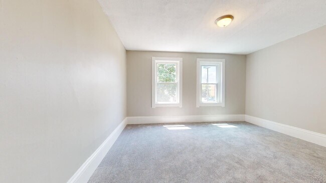 Building Photo - 3224 Walton Ave