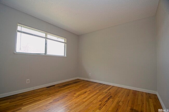 Building Photo - 3310 Probasco Way