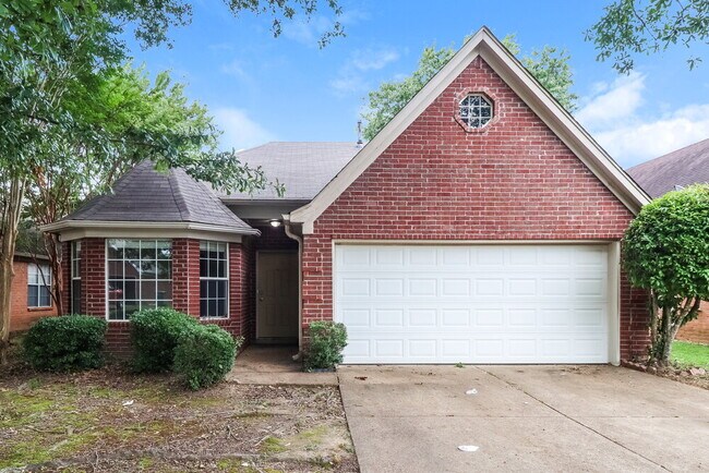 Building Photo - 5892 Alexandria Ln
