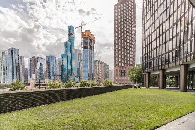Building Photo - 505 N Lake Shore Dr