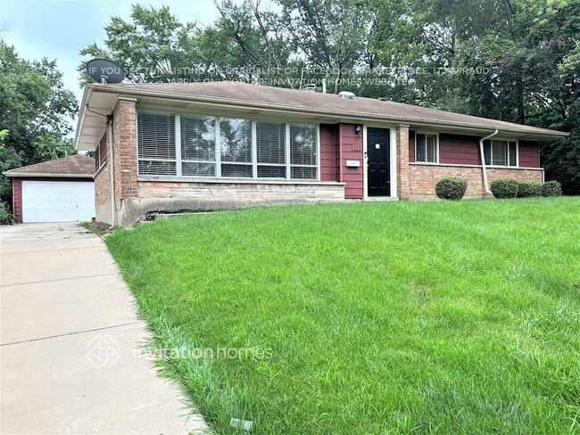 Building Photo - 113 Nashua St