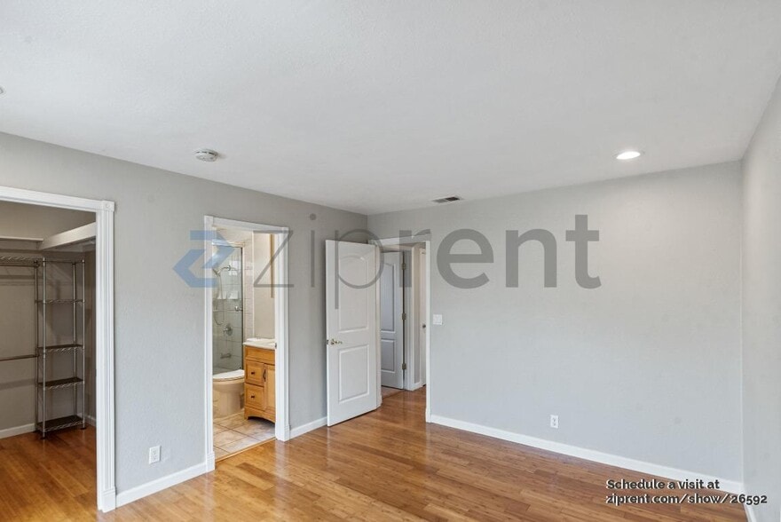 Building Photo - 1872 Anne Marie Ct