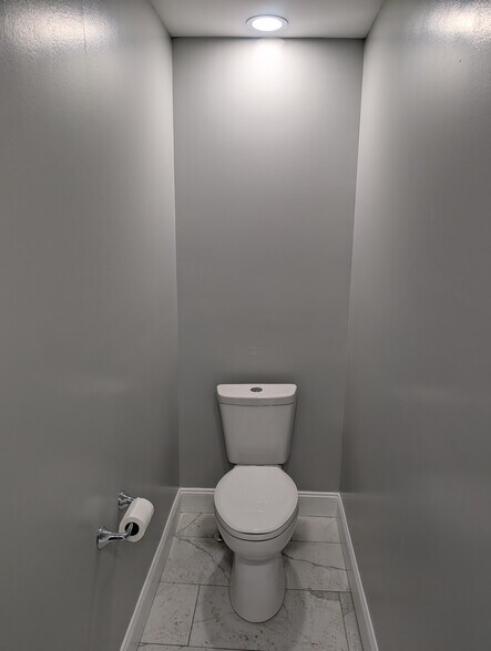 Building Photo - 1018 Neel St