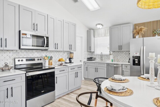 Building Photo - 213 Coquina Shell Wy