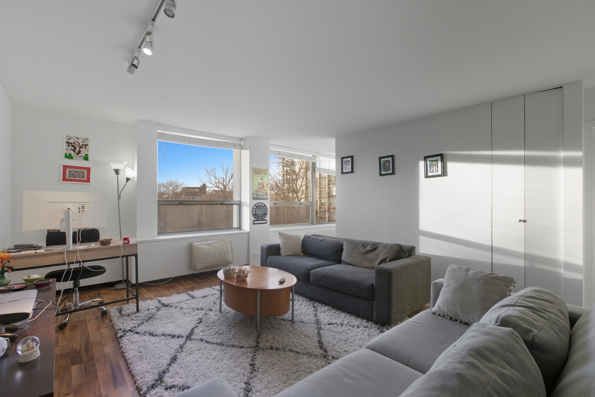 Building Photo - 1355 N Sandburg Ter