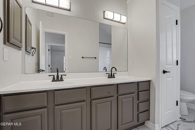 Building Photo - 485 Jeweled Mesa Ct