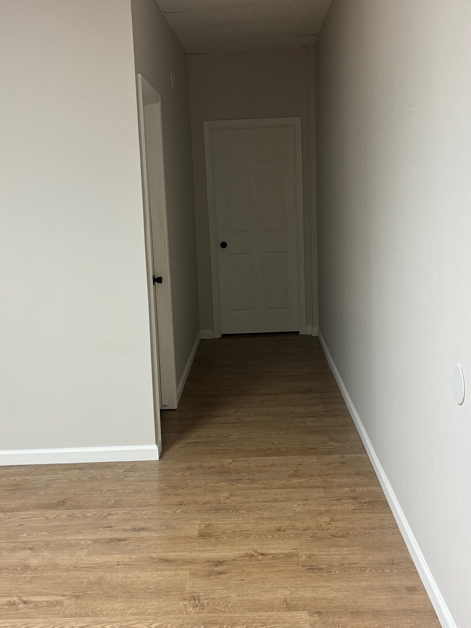 Building Photo - 104 N Water St