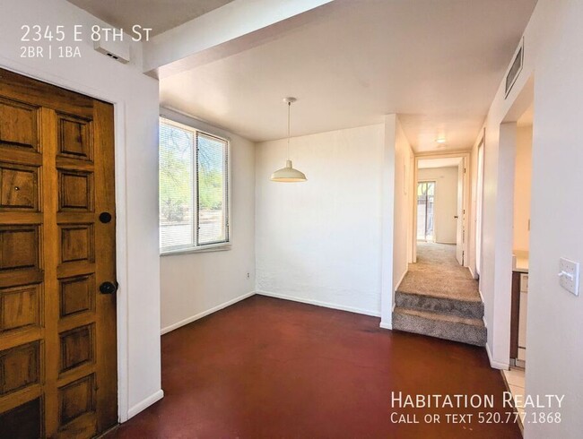 Building Photo - Stunning 2Bed/1Bath Loft Home at Sam Hughe...