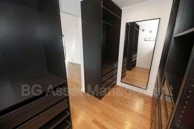 Building Photo - 1411 Arlington Blvd